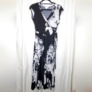 Olivia Matthew's L Black/white Dress